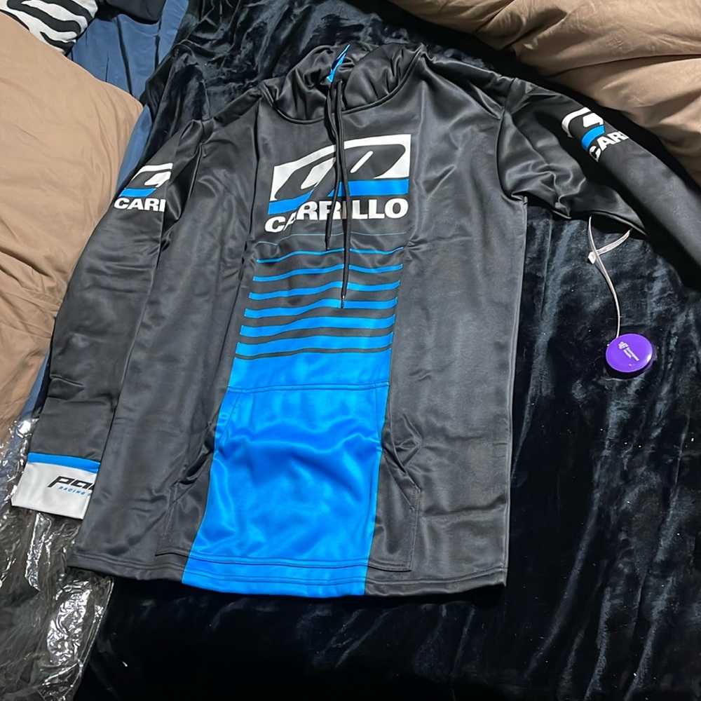 NWOT CARRILLO SWEATSHIRT